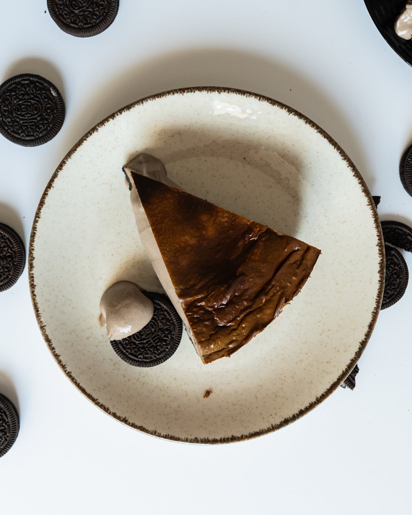 Porción grande desde arriba y galletas oreo